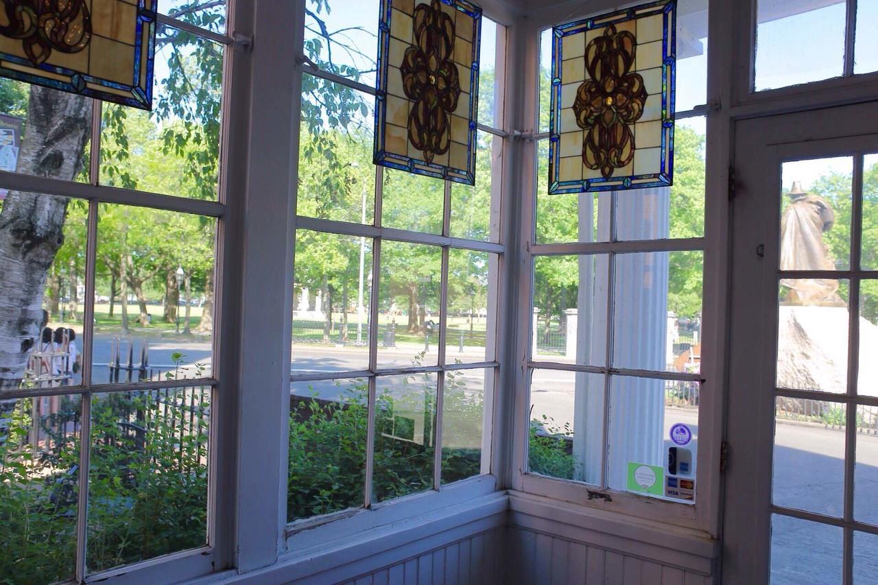 Stepping Stone Inn Salem Bagian luar foto